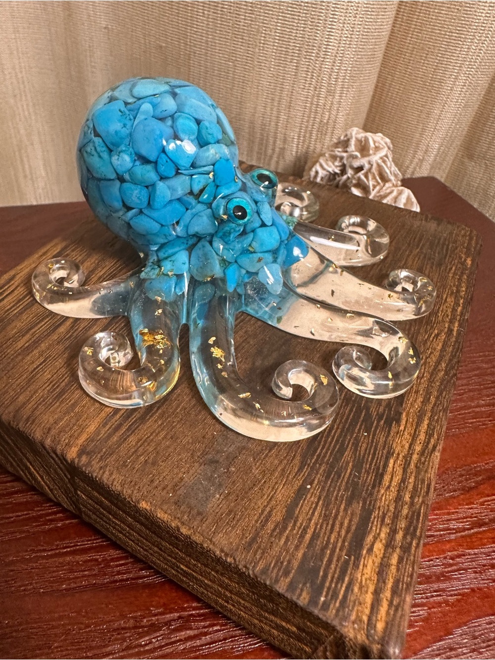 Resin and Blue Crystal Chips Octopus Figure - Picture 13 of 16
